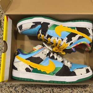Nike dunk SB low tennis shoes Ben & Jerry style US men size 10 worn twice w/box